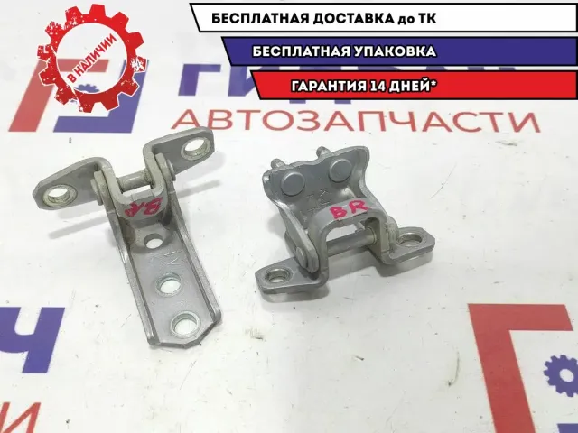 Петли двери задней правой Mitsubishi L200 . Пара.