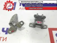 Петли двери задней левой Mitsubishi L200 . Пара.