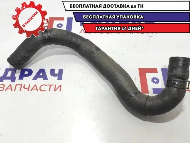 Патрубок радиатора нижний Mitsubishi L200 MN135045.