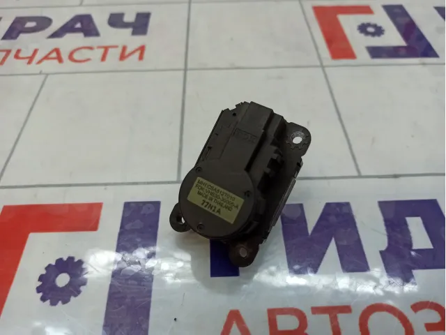 Моторчик заслонки отопителя Mitsubishi Lancer X 7820A080