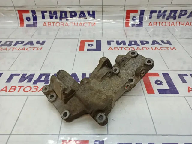 Кронштейн генератора Mitsubishi Lancer X 1801A024