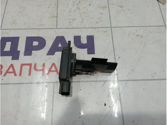 Расходомер воздуха Mitsubishi Lancer X (CY) MR985187