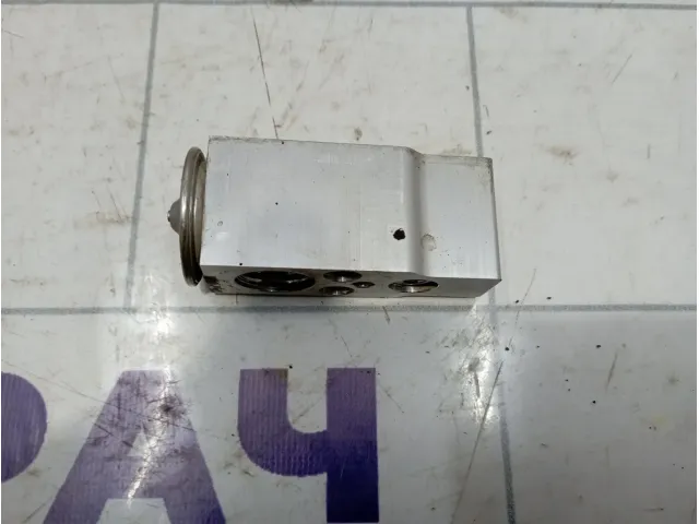 Клапан кондиционера Mitsubishi Lancer X (CY) 7810A126