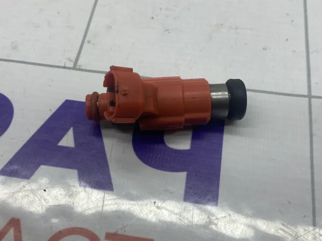 Форсунка инжекторная Mitsubishi Lancer MD319791