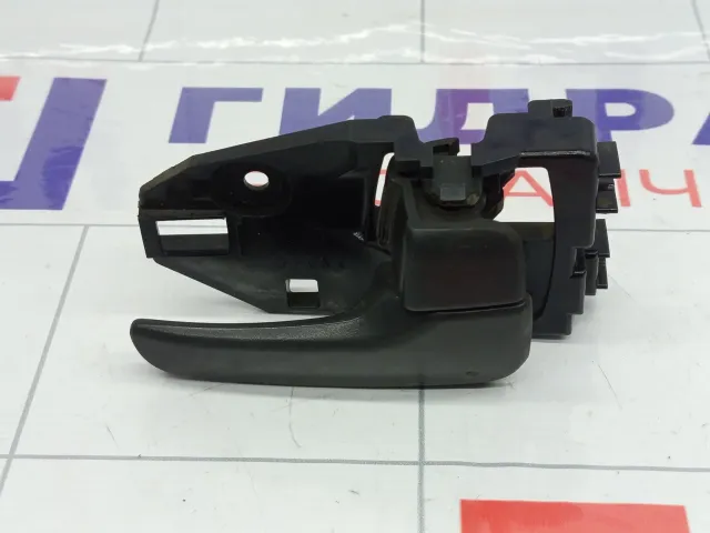 Ручка двери внутренняя правая Mitsubishi Lancer MR627181