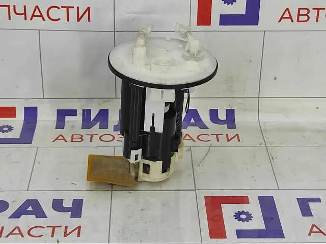 Насос топливный Mitsubishi Lancer MR497143