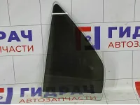 Стекло двери задней левой Mitsubishi Lancer MR525825