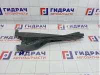 Решетка стеклоочистителя правая Mitsubishi Lancer 9 (CS) MR533286
