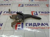 Рычаг, педаль стояночного тормоза Mitsubishi Lancer MR626779