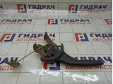 Рычаг, педаль стояночного тормоза Mitsubishi Lancer MR626779