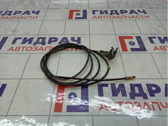 Трос лючка бензобака Mitsubishi Lancer MR525707