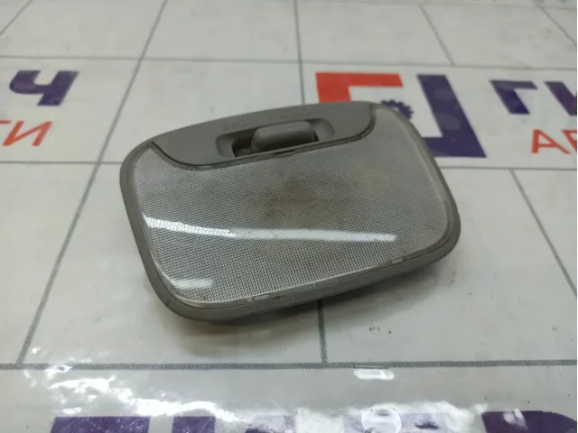 Плафон салонный задний Mitsubishi Lancer MR748283
