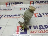 Цилиндр тормозной главный Mitsubishi Lancer MR527631