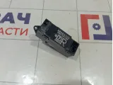 Кнопка стеклоподъемника заднего правого Mitsubishi Lancer 9 8608A100