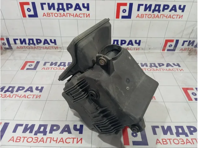Корпус воздушного фильтра Mitsubishi Lancer 9 MR597046