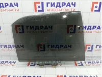 Стекло двери задней правой Mitsubishi Lancer MR525742
