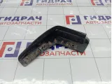 Брызговик передний правый Mitsubishi Lancer MR533434