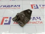 Кронштейн КПП (АКПП, МКПП) Mitsubishi Lancer MR567560