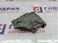 Кронштейн кондиционера Mitsubishi Lancer MR360566