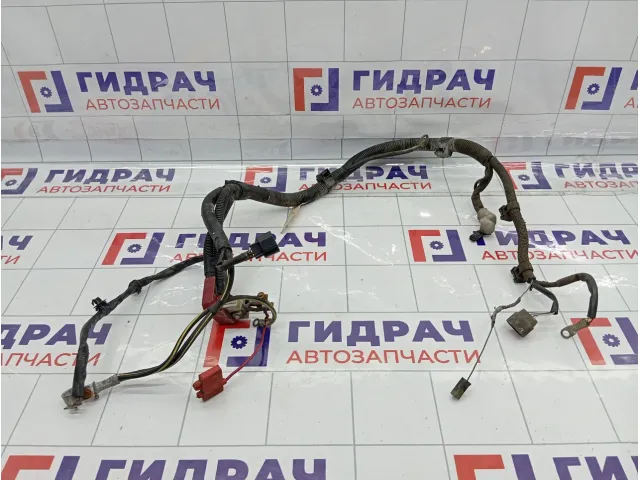 Клемма аккумулятора плюс Mitsubishi Lancer MK413790