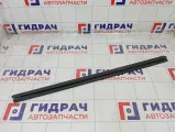 Уплотнитель стекла переднего правого Mitsubishi Lancer X 5706A228