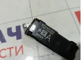 Кнопка стеклоподъемника переднего правого Mitsubishi Lancer X 8608A065