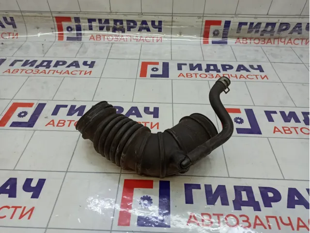 Патрубок воздушного фильтра Mitsubishi Lancer X 1505A421