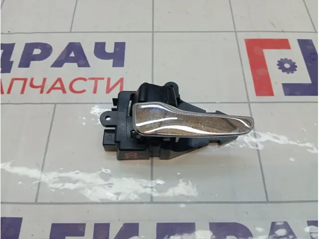 Ручка двери внутренняя левая Mitsubishi Lancer 5716A087XA