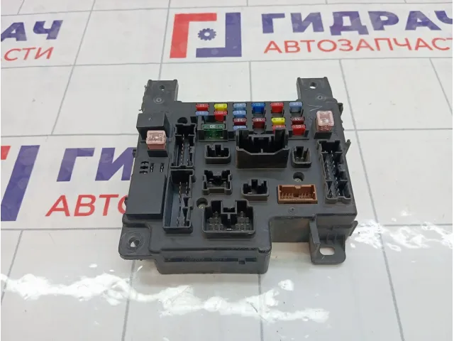 Блок предохранителей Mitsubishi Lancer 8637A465
