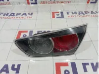 Фонарь задний внутренний правый Mitsubishi Lancer 8330A626
