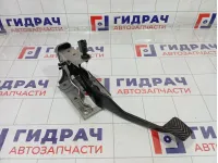 Педаль тормоза Mitsubishi Lancer MN101623