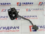 Педаль сцепления Mitsubishi Lancer MN101629