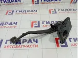 Педаль сцепления Mitsubishi Lancer MN101629