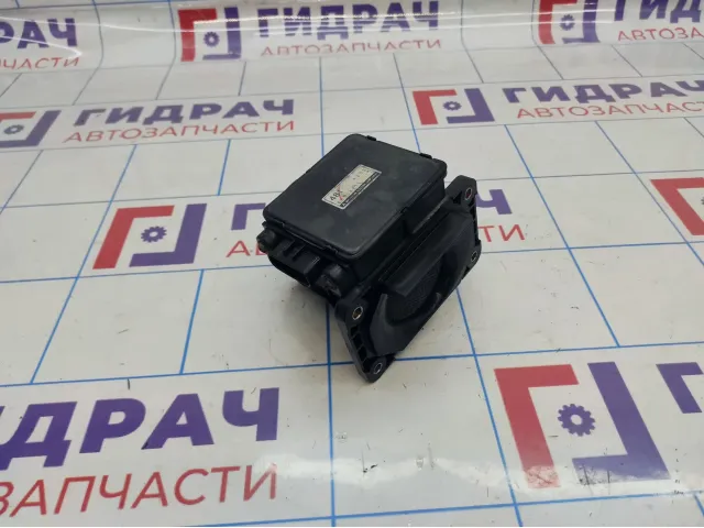 Расходомер воздуха Mitsubishi Lancer 9 (CS) MD336481