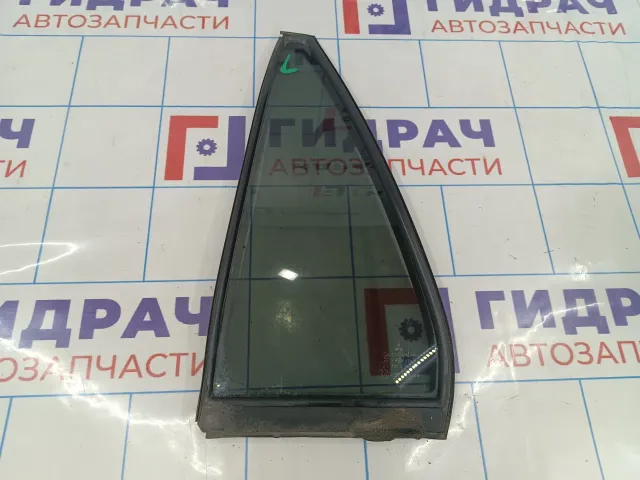 Стекло двери задней левой (форточка) Mitsubishi Lancer 9 (CS) MR556413