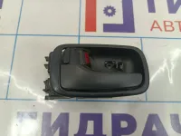 Ручка двери внутренняя левая Mitsubishi Lancer 9 (CS) MR627180 Ручка двери внутренняя левая Mitsubishi Lancer 9 (CS) MR627180