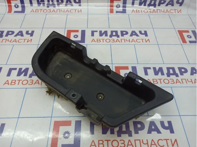 Ящик для инструментов правый Mitsubishi Lancer 9 (CS) MR550046