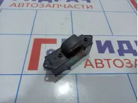 Кнопка стеклоподъемника задняя правая Mitsubishi Lancer (CS) 8608A100