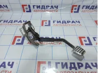 Педаль сцепления Mitsubishi Lancer (CS) MR493821