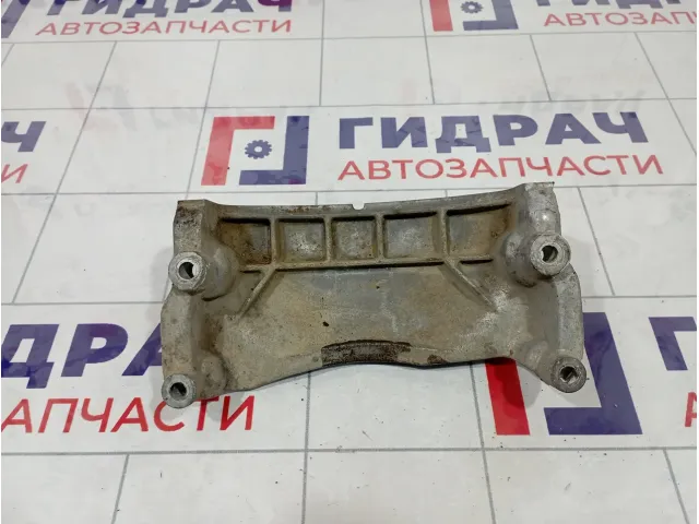 Кронштейн опоры двигателя Mitsubishi Lancer 9 (CS) MD344807