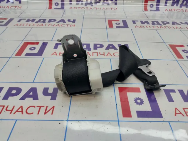 Ремень безопасности задний центральный Mitsubishi Lancer X (CY) 7000A416XA