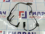 Датчик ABS передний левый Mitsubishi Lancer X (CY) 4670A031