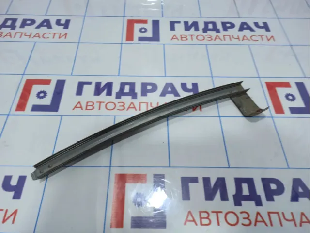 Направляющая стекла двери передней левой Mitsubishi Lancer X (CY) 5705A065