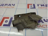 Накладка решетки стеклоочистителя правая Mitsubishi Lancer X (CY) 7405A204