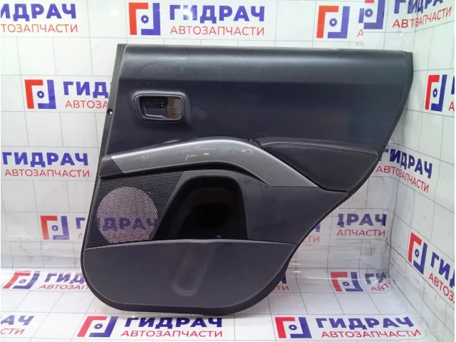 Обшивка двери задней правой Mitsubishi Outlander 7222A354XA