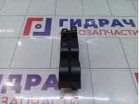 Блок управления стеклоподъемниками Mitsubishi Outlander 8608A060