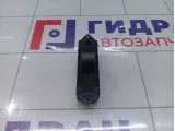 Кнопка стеклоподъемника задняя левая Mitsubishi Outlander 8608A063