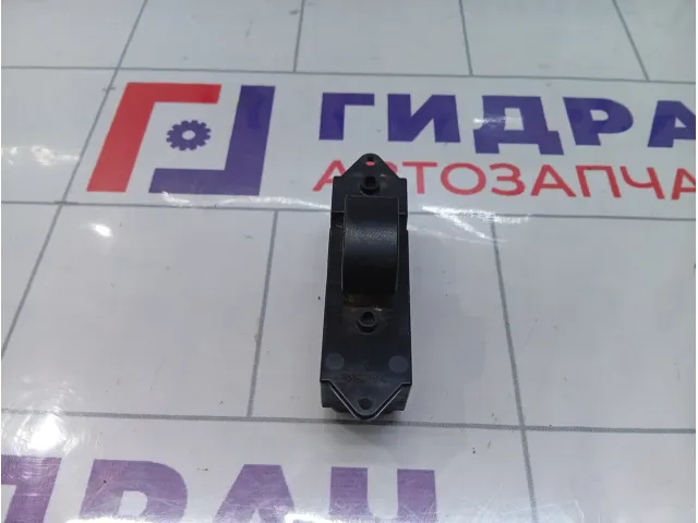 Кнопка стеклоподъемника задняя правая Mitsubishi Outlander 8608A062