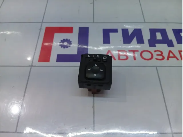 Блок управления зеркалами Mitsubishi Outlander MR951187