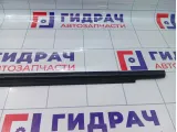 Накладка стекла двери задней левой Mitsubishi Outlander 5757A003